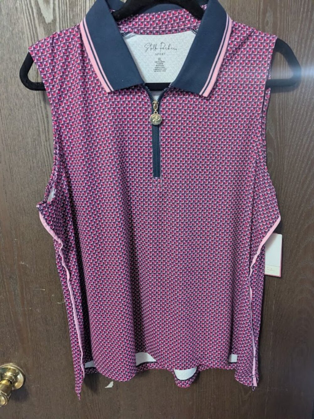 Womens Sleeveless Polo Shirt NWT size XL